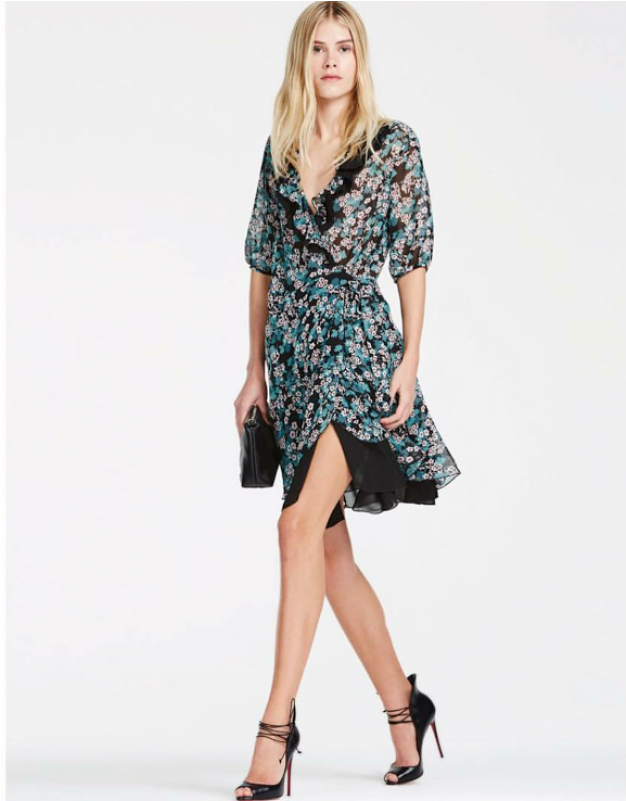 Vestido Cruzado Volante Negro Y Florecitas - Photo Shoot (800x800), Png Download