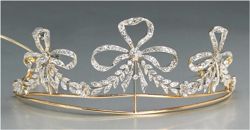 The Diamond Garland Is Foliate, With Small Florette - Tiara Antique (1024x581), Png Download