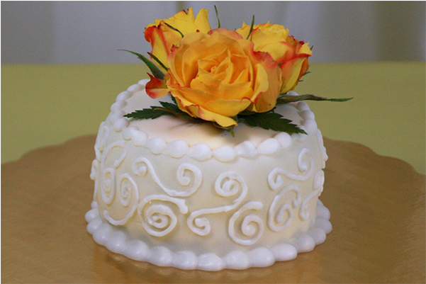 Mini Wedding Cake - Cake Decorating (600x600), Png Download