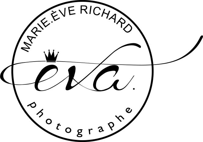 Eva-photo Logo - Circle (665x466), Png Download