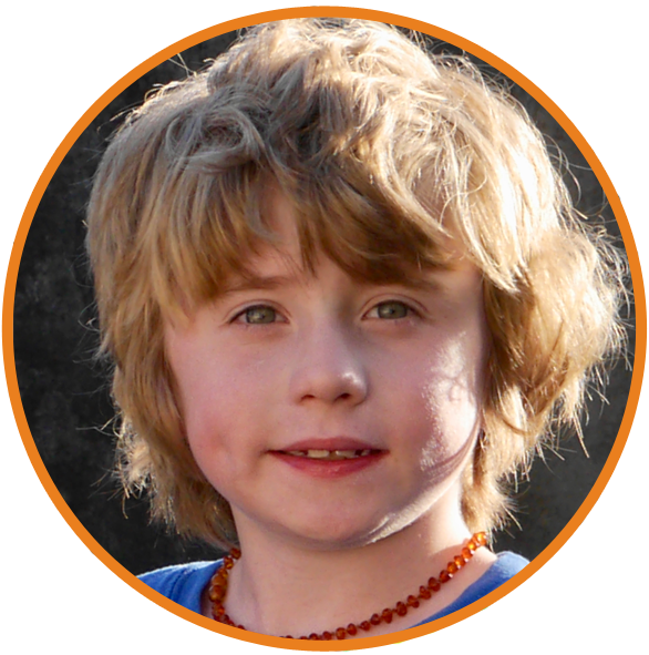 George Is 8 Years Old And Is An Identical Twin - Child (586x591), Png Download