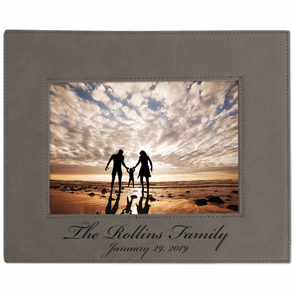 Cursive Family Large Leatherette Desk Frame - Hijos No Son De Uno (600x600), Png Download
