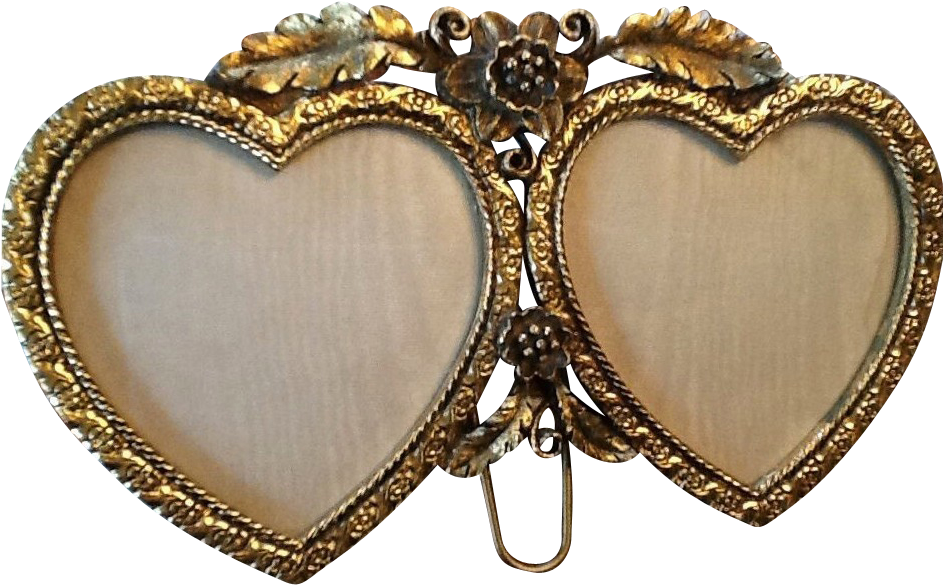 Heart's Afire - Golden Heart Frame Png (943x943), Png Download