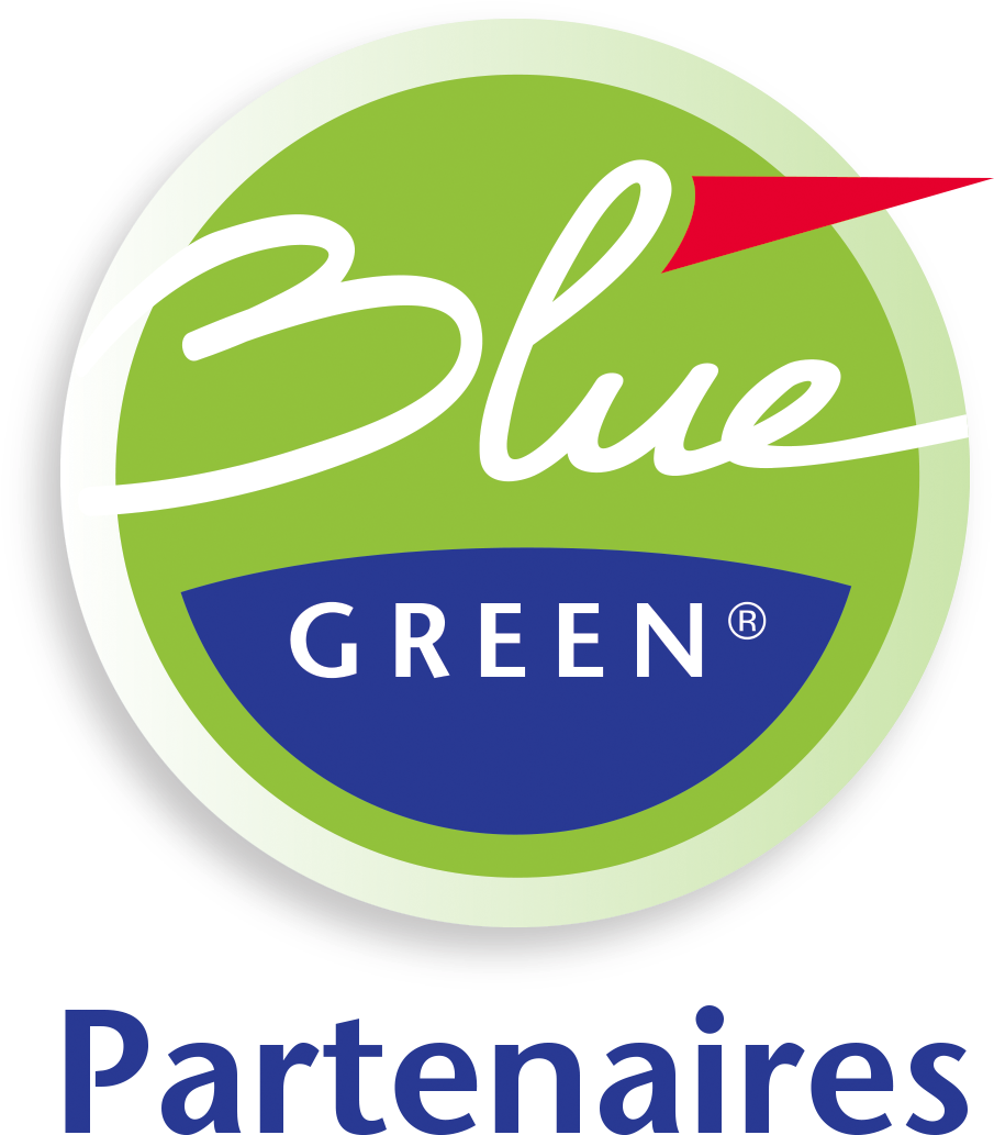 Bluegreen Members And Partner Golf Club Members Can - Blue-green (919x1079), Png Download
