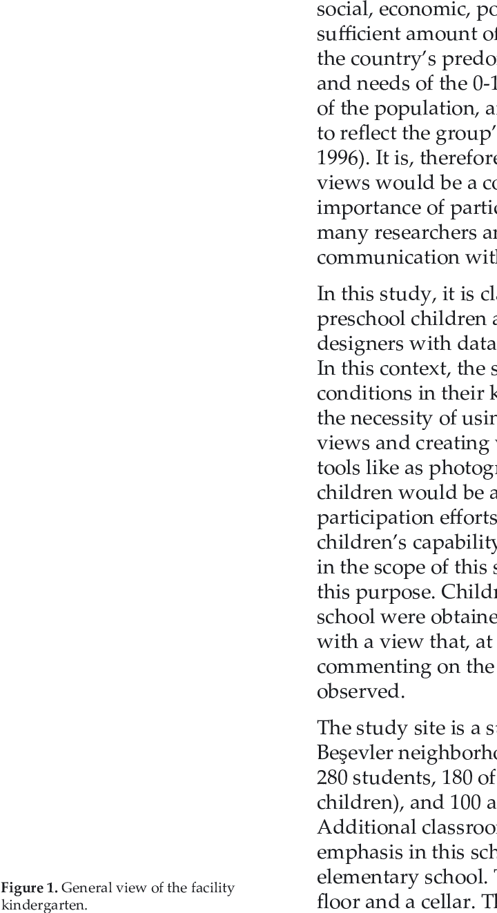 View Of A Large Classroom - Black-and-white (720x1323), Png Download