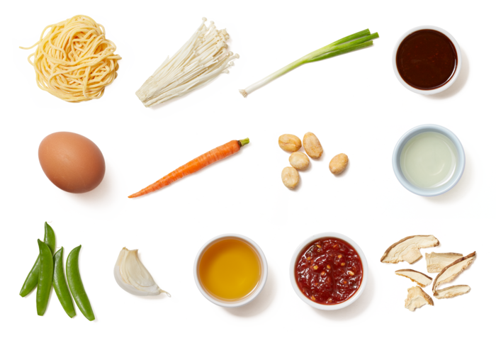 Spicy Noodles, Snap Peas, & Mushrooms With Japanese-style - Snap Pea (700x477), Png Download