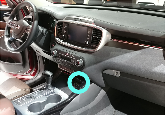 Usb Chargers Were Prolific, However They Were All Quite - Kia Rio (713x432), Png Download