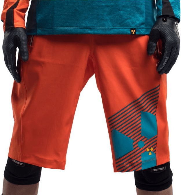 Fue Diseñado Por El Equipo Nukeproof En Belfast Bajo - Pocket (1366x672), Png Download