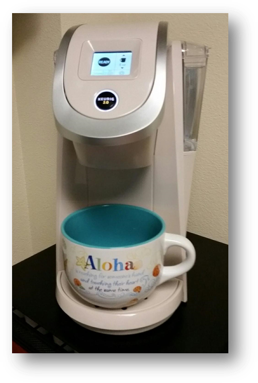 It Is Very Important To Put A Cup On The Tray, If Not - Coffee Cup (527x772), Png Download