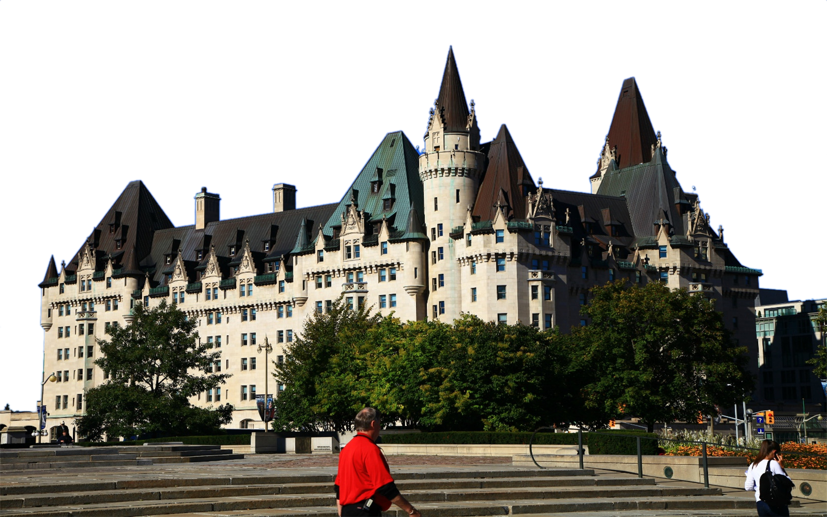 Man And Woman Walk By Building In Canada - Chateau Laurier (1680x1050), Png Download