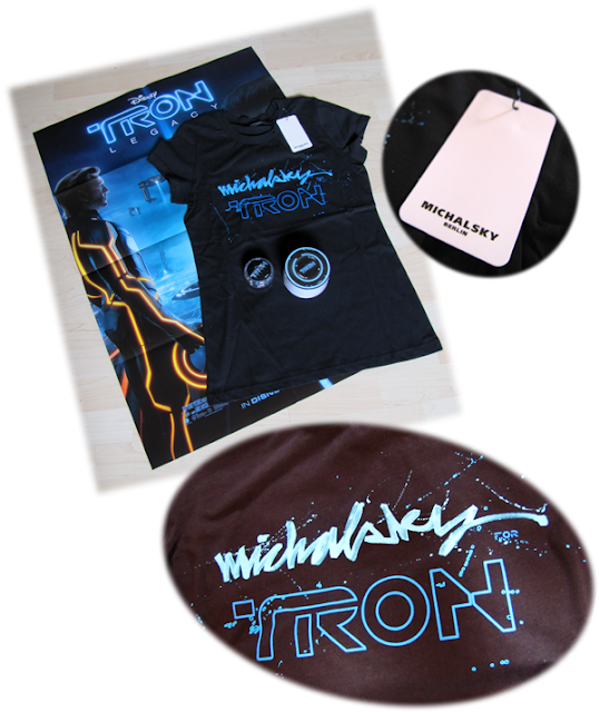 Tron Legacy Fan-paket Verlosung - Tron Legacy Dvd Cover (538x640), Png Download