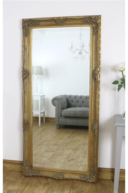 An Overall View Of This Mirror In A Typical Setting - Sliding Door (750x750), Png Download