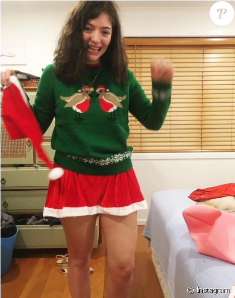 Lorde Dévoile Ses Jambes Pour Noël - Lorde Ugly (950x591), Png Download