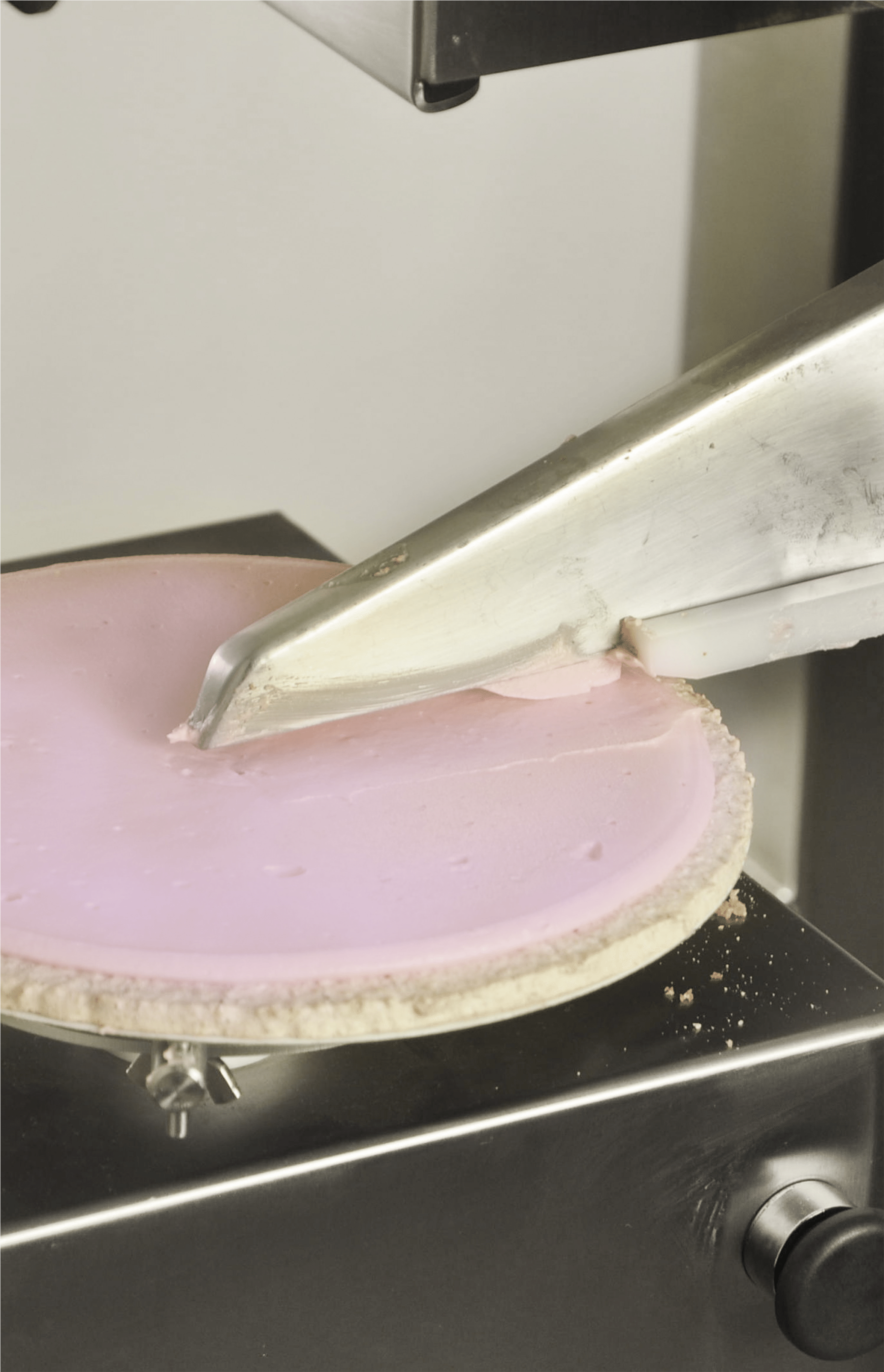 Bakery And Food Depositors,injecting Machines,filling - Buttercream (5472x3648), Png Download