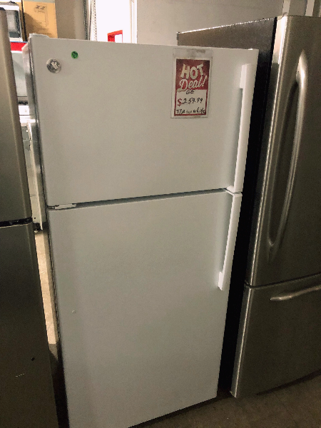 Ge Top Bottom White Refrigerator - Refrigerator (450x600), Png Download