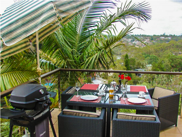 Modern Cliff Top House In Leafy Lugarno Overlooking - Seaside Resort (800x533), Png Download