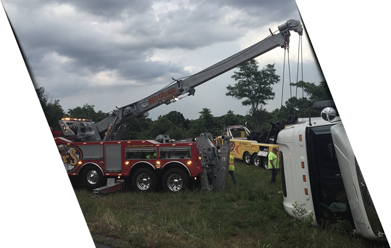 Discover Our Phenomenal Towing Services And Body Work - Crane (770x490), Png Download