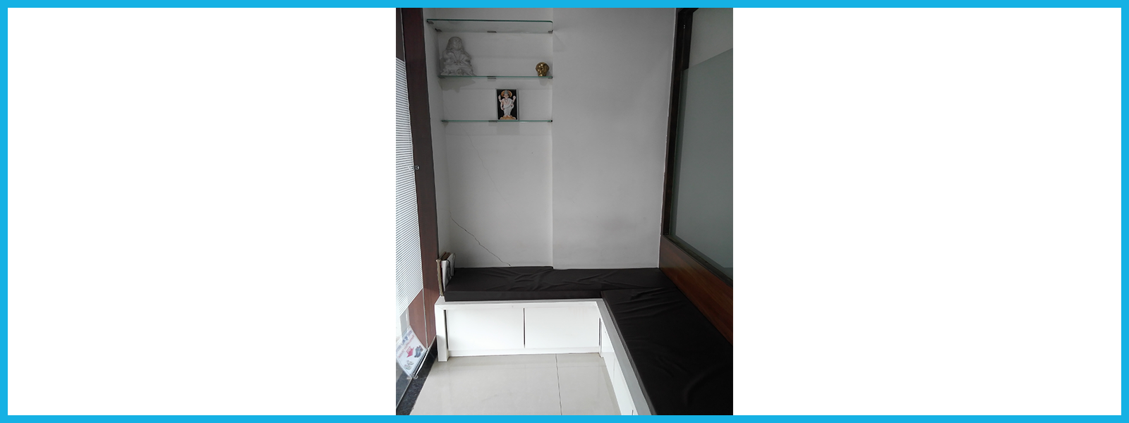 Clinic Image2 - Floor (1600x600), Png Download