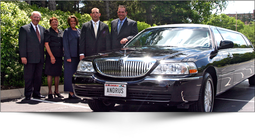 Milwaukee Limousine Service - Lincoln Town Car (1020x555), Png Download