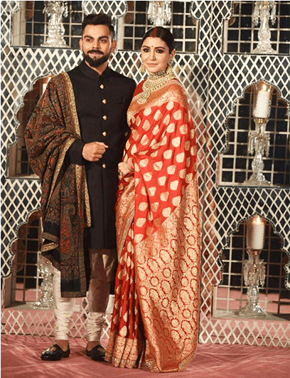 Virat Kohli And Anushka Sharma - Anushka Sharma Wedding Saree (750x530), Png Download