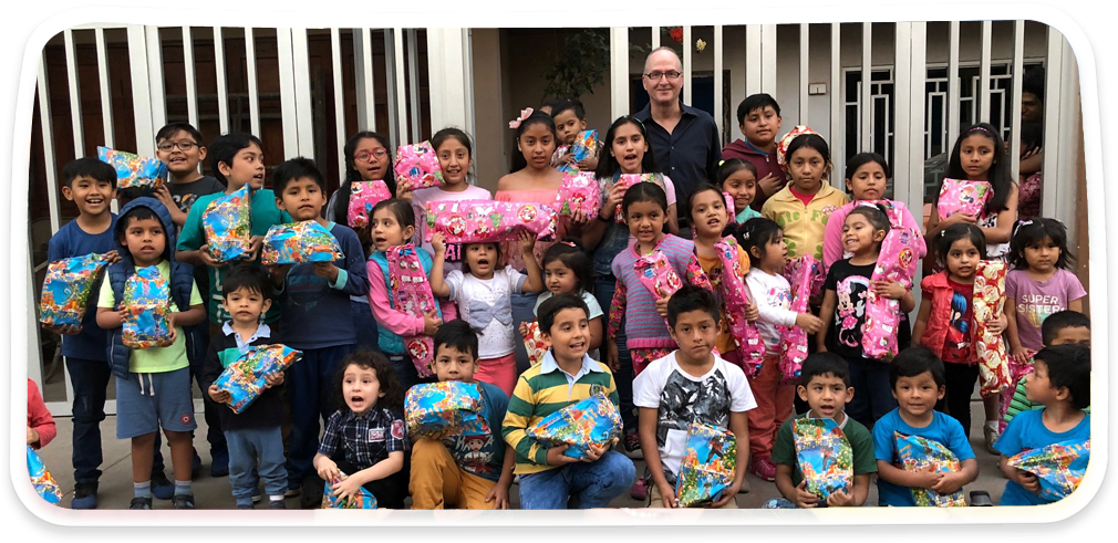 Backpacks And School Supplies Donation Backpacks And - Child (1020x506), Png Download