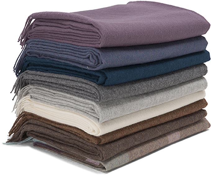 Materials And Versions - Natuzzi Baby Alpaca (1314x697), Png Download