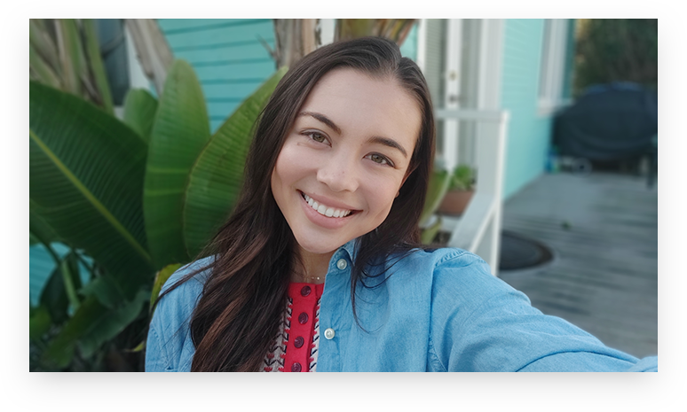 7 Ways To Add A Little Glimmer - Girl (774x465), Png Download