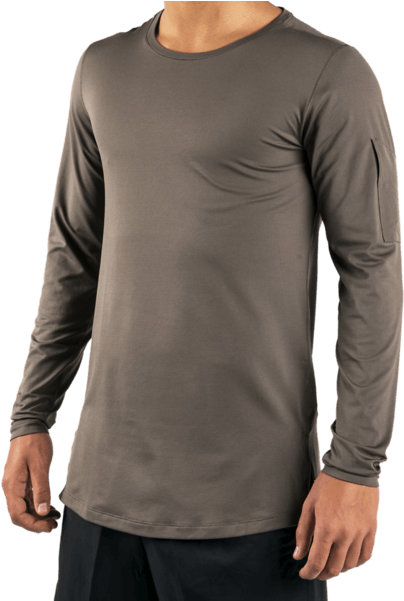 254005104101 Nike M Top Ls Fttd Utility Model01 Detail - Long-sleeved T-shirt (560x600), Png Download