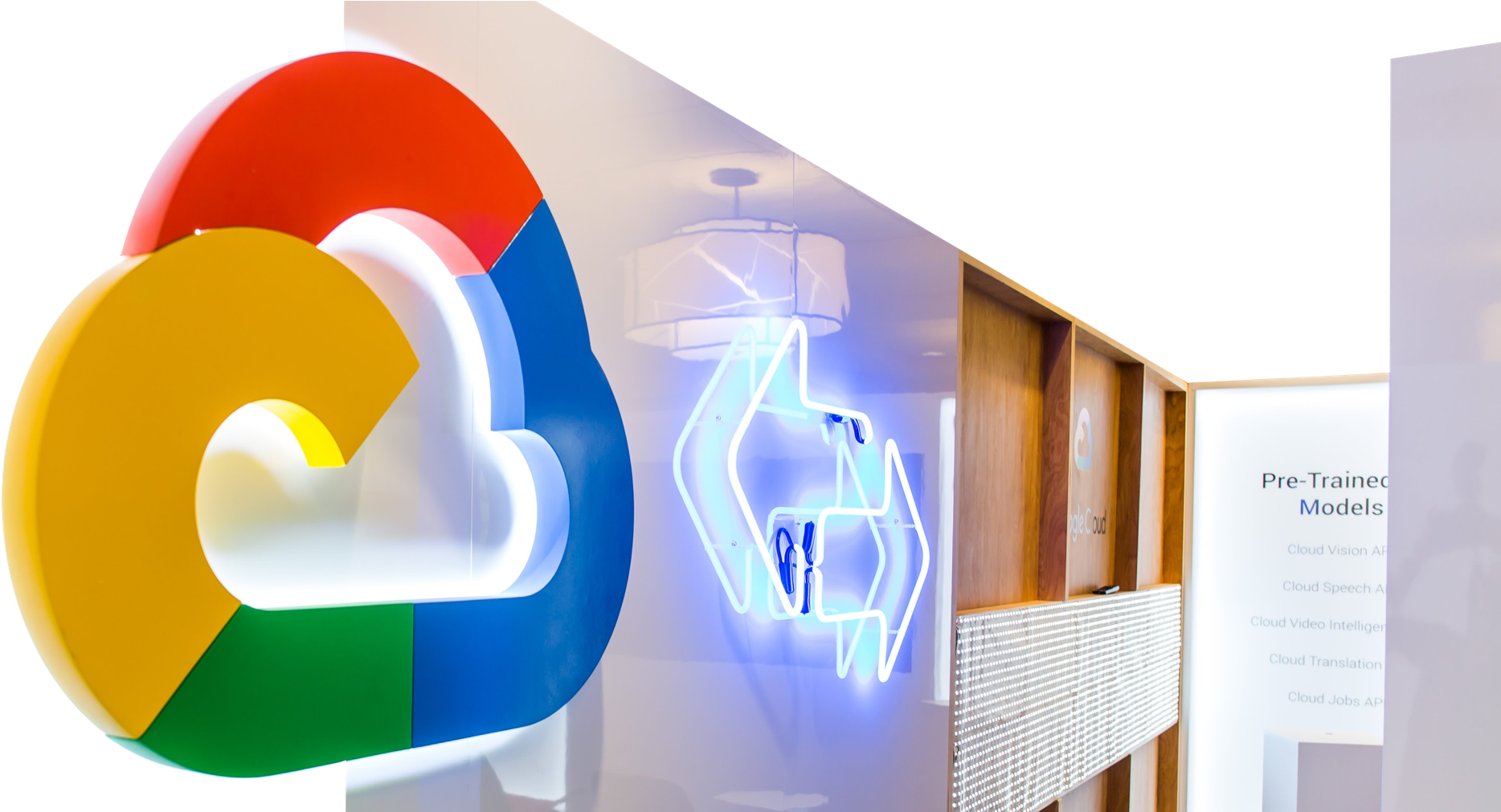 Global Innovation Swiss Location - Cloud Computing (1900x1010), Png Download