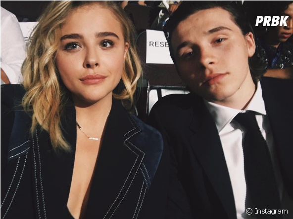 Chloë Moretz E Brooklyn Beckham Separados Após Cerca - Chloe Moretz Y Kate Harrison (950x443), Png Download
